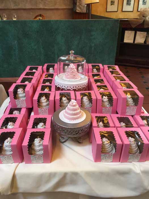 Boxed Mini Wedding Cakes